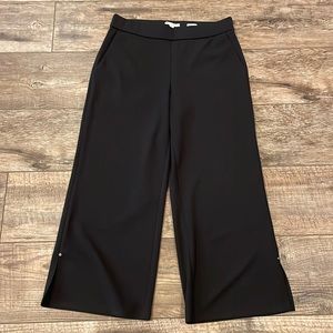 Dana Buchman Capris